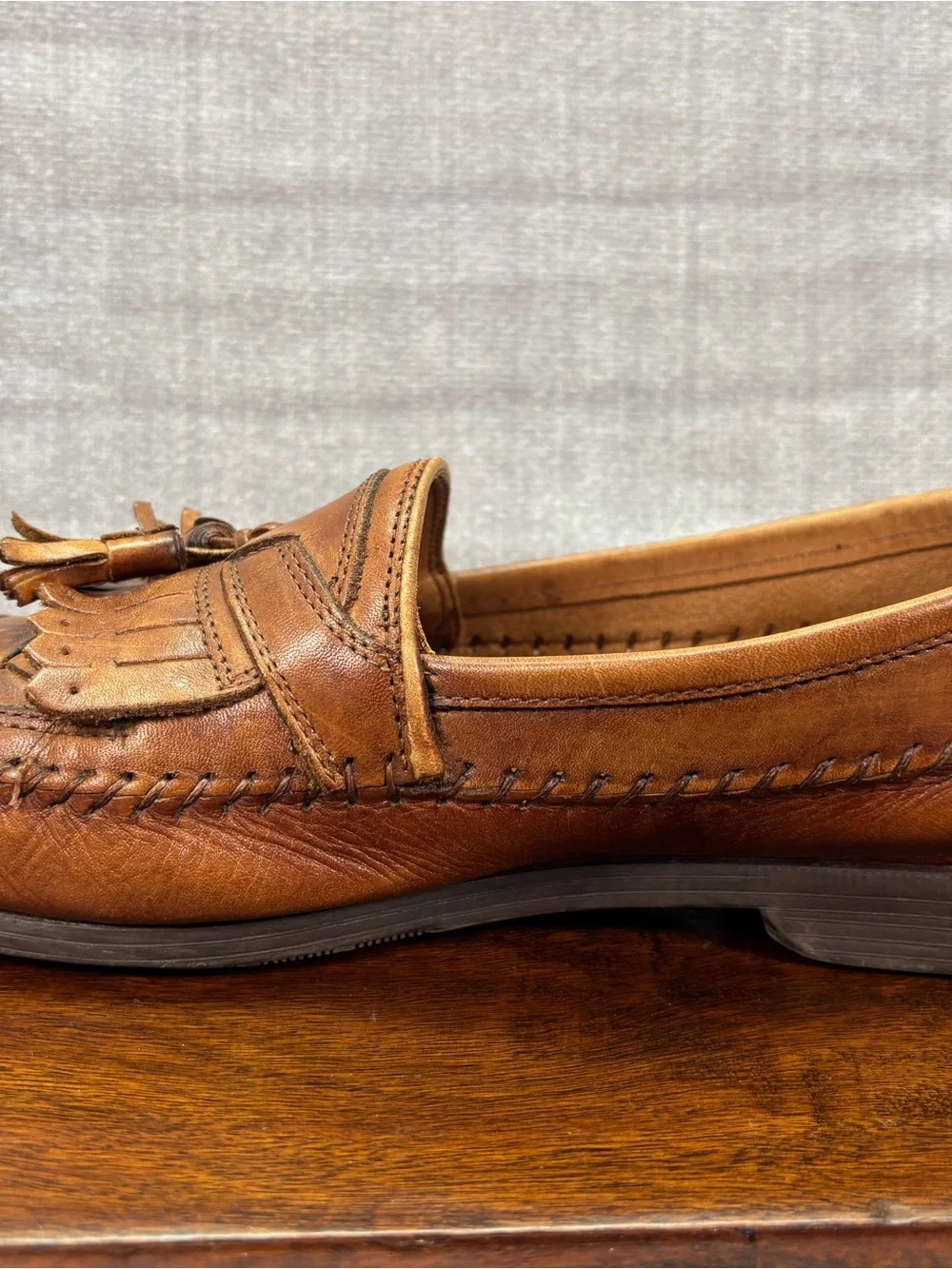 Giorgio Brutini Traveller Tan Leather Tassel Loafers 9 Slip on Boat Yacht Shoe